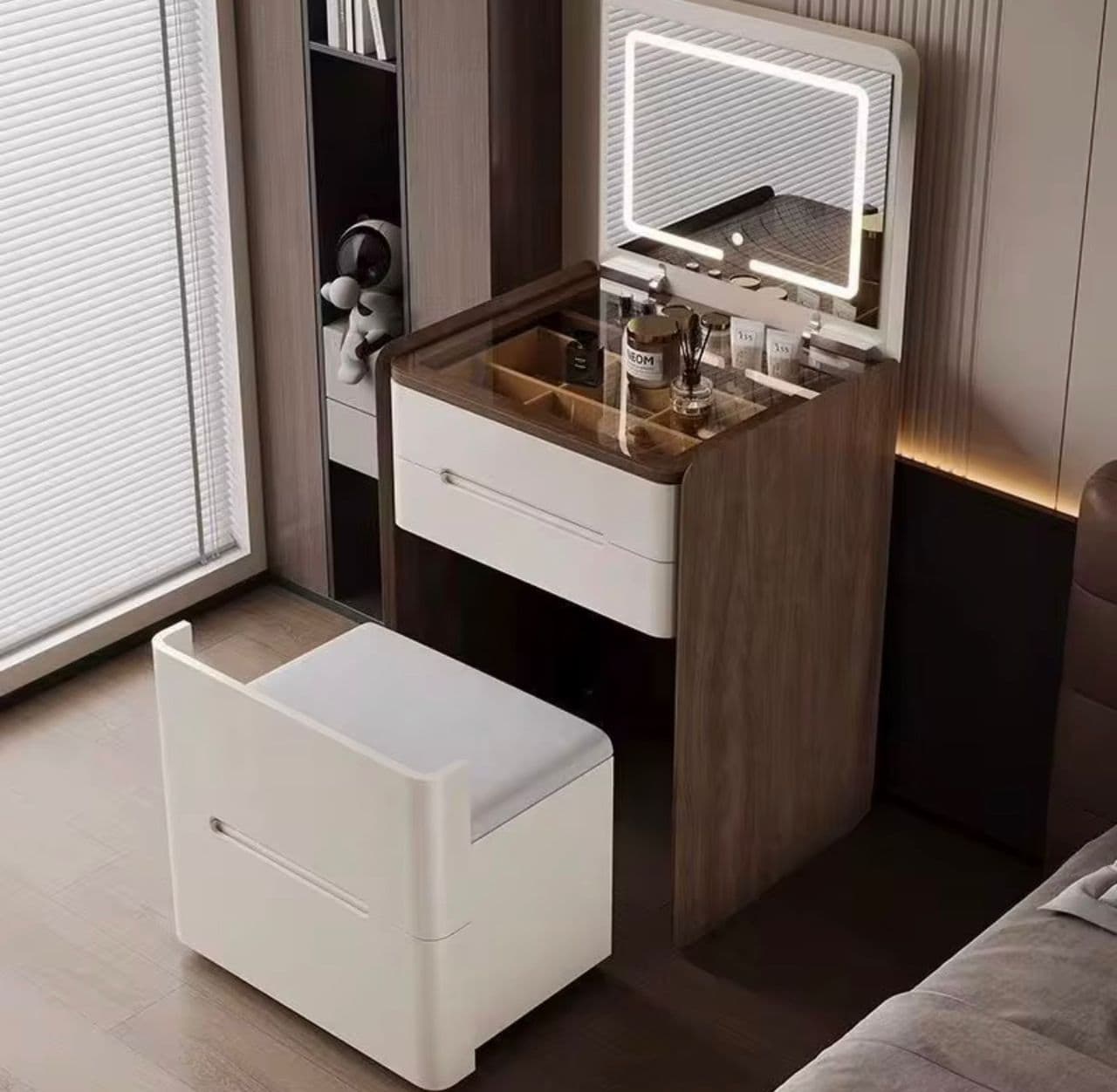 MODERN EXECUTIVE GLASS TOP PEDESTAL DRAWER