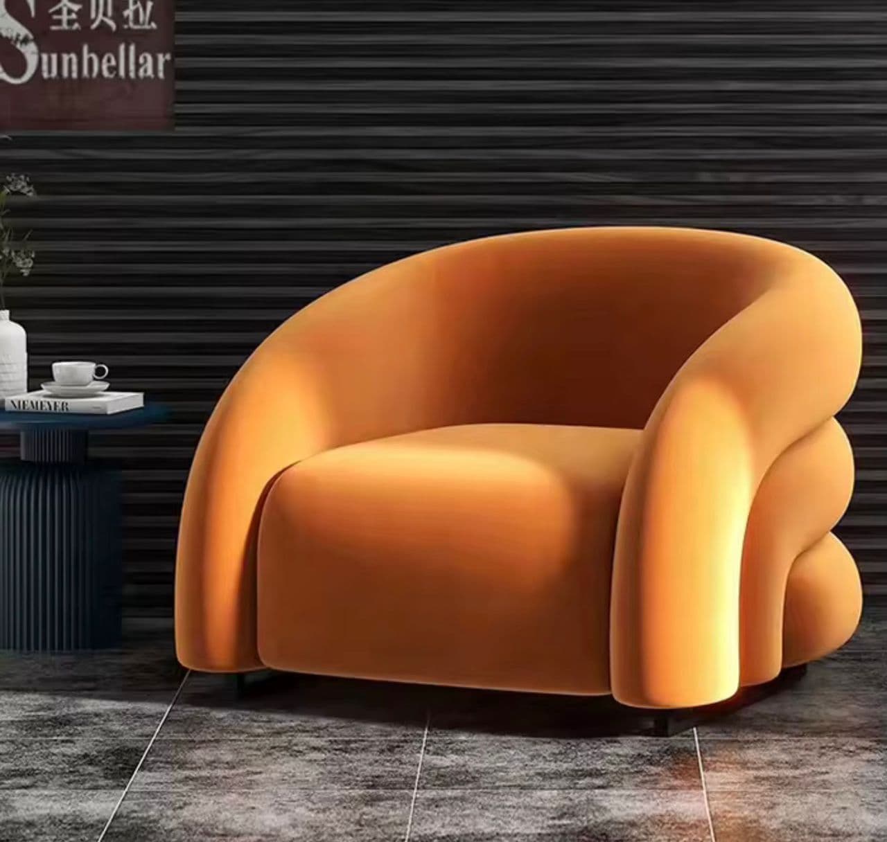 SINGLE SOFA